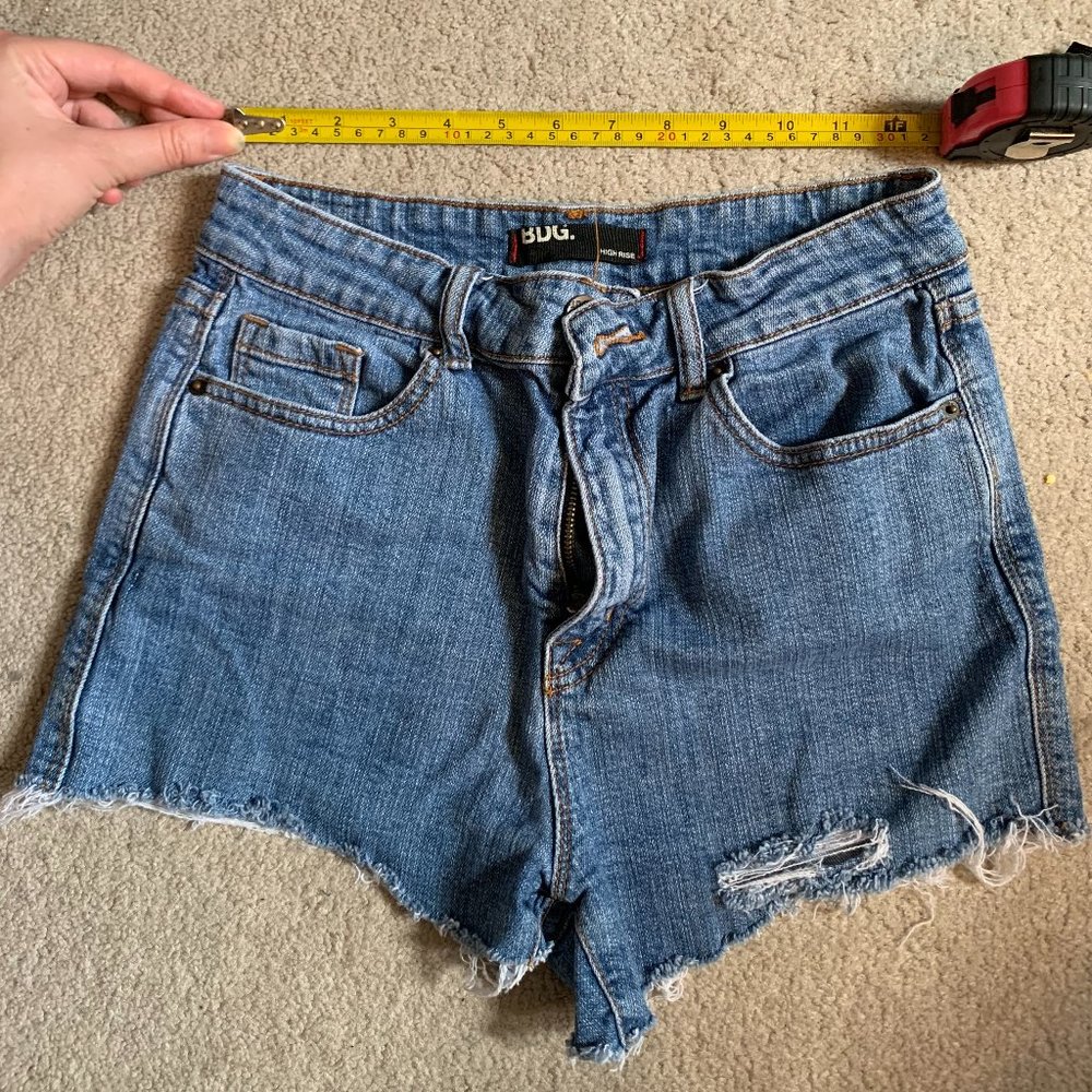 BDG high rise denim shorts size 4/6